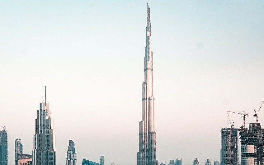 How Many People Died Building The Burj Khalifa